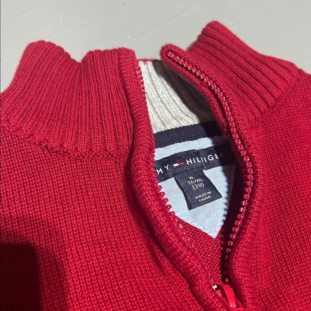 Tommy Hilfiger Sweater - Youth Boys XL - Picture 6 of 8